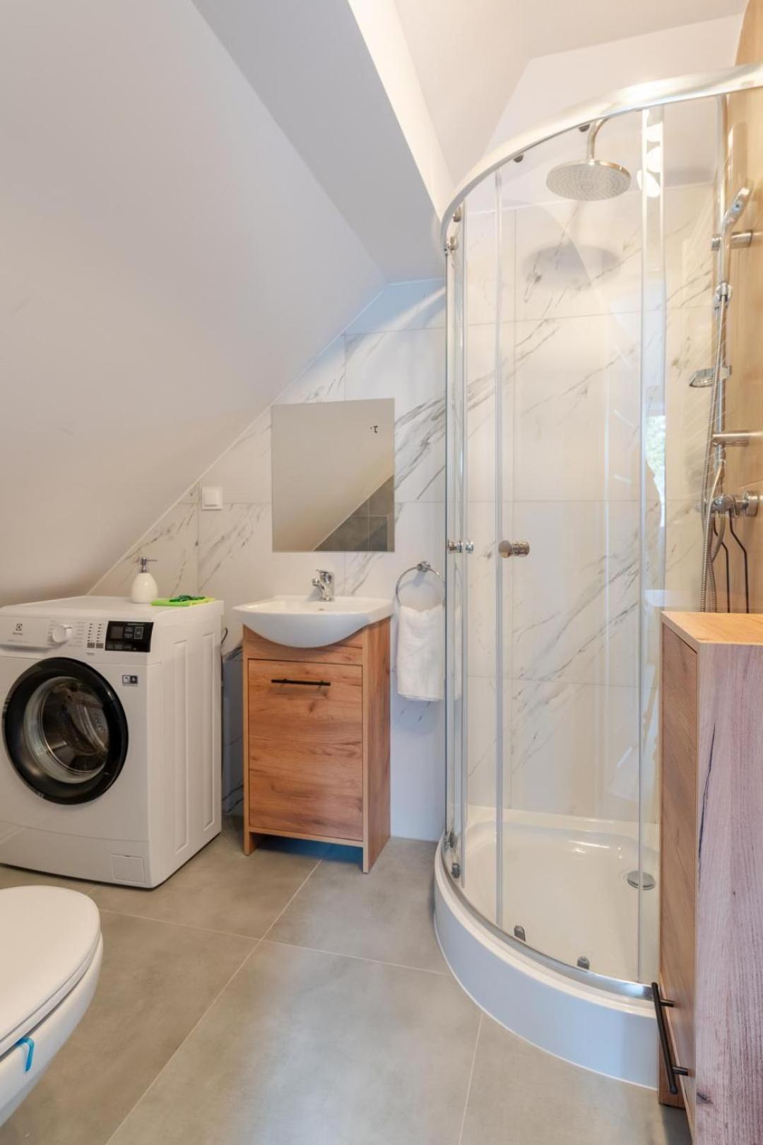 Apartamenty Ok'S - Blisko Centrum W Pelni Wyposazone - By Spaceapart Jelenia Gora Exterior photo
