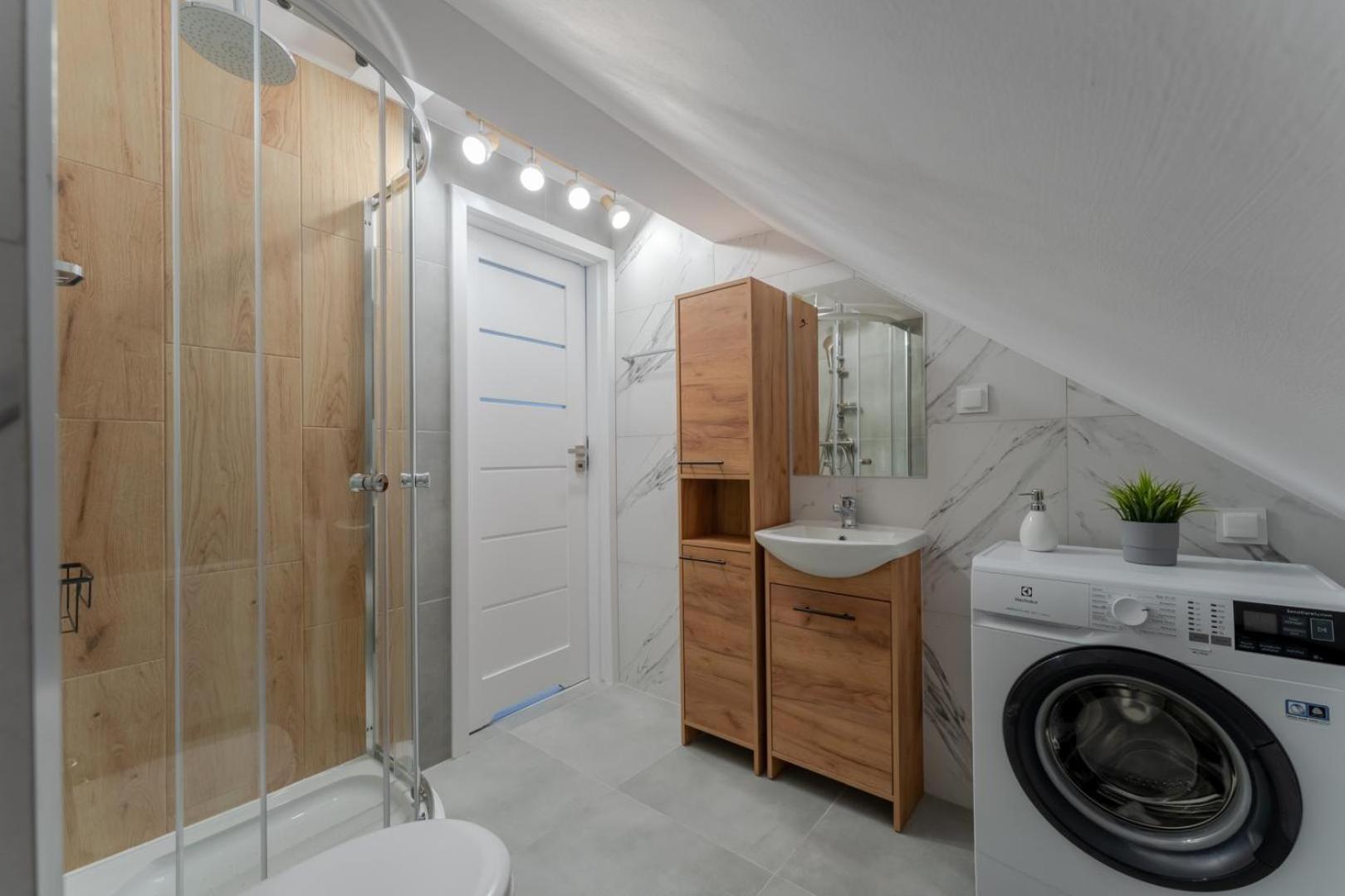 Apartamenty Ok'S - Blisko Centrum W Pelni Wyposazone - By Spaceapart Jelenia Gora Exterior photo