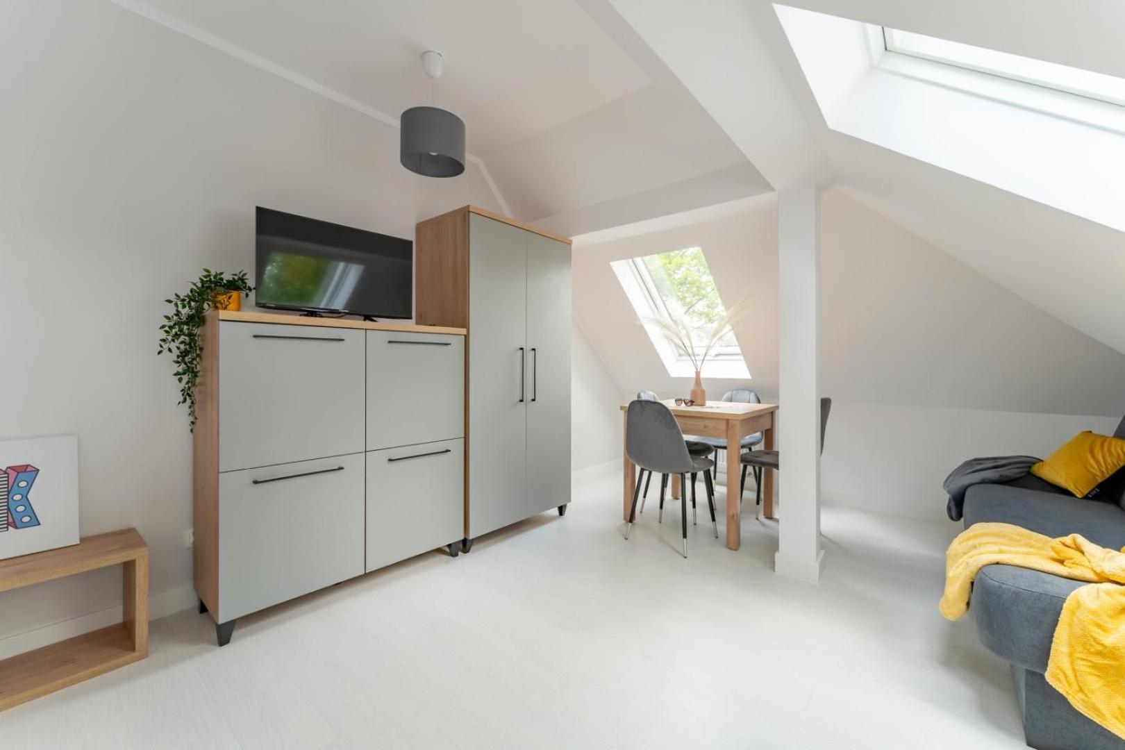 Apartamenty Ok'S - Blisko Centrum W Pelni Wyposazone - By Spaceapart Jelenia Gora Exterior photo